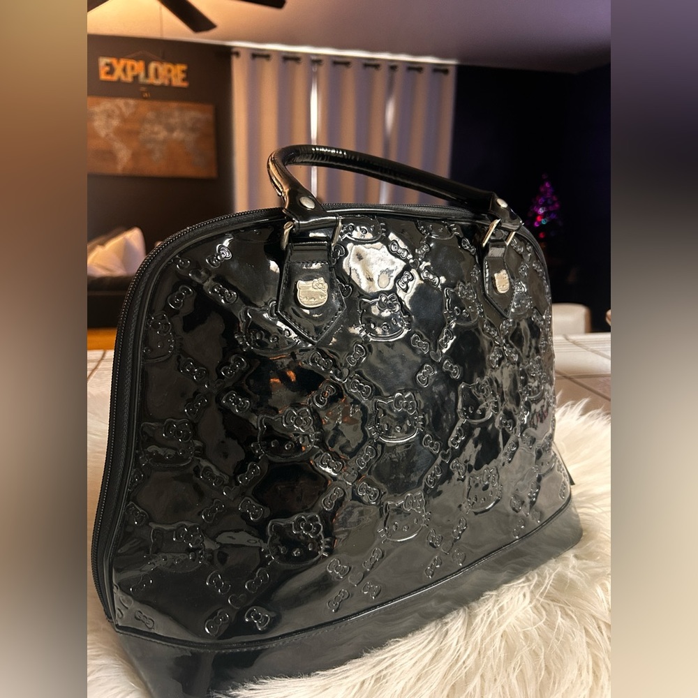 HELLO KITTY satchel by Loungefly large black
